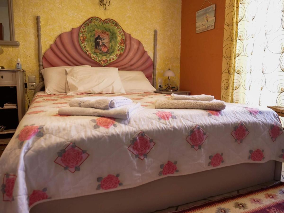 Η Φωλιτσα Hotel Karpenisi Buitenkant foto